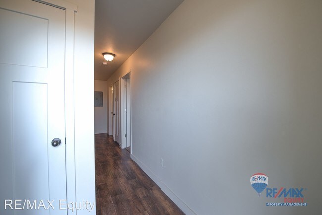 Building Photo - 137 W 710 N