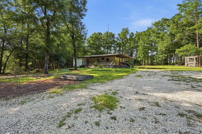 Foto del edificio - Must-See Country Retreat with Modern Convenience