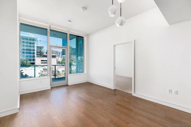 Building Photo - 1388 Kettner Blvd
