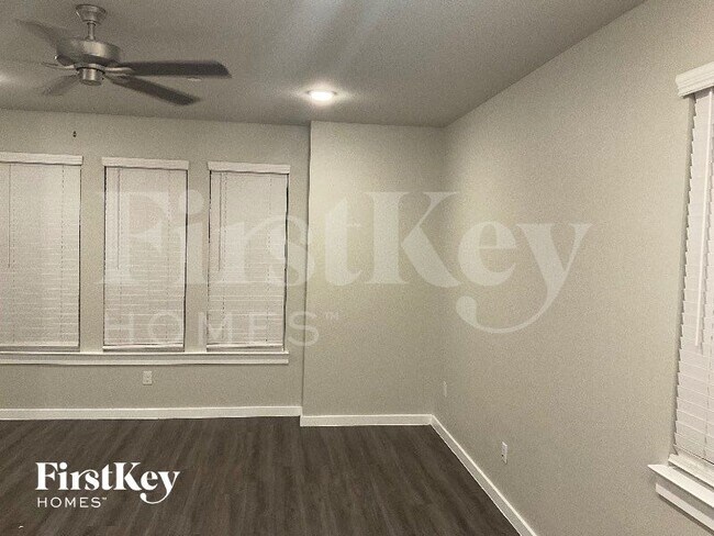 Foto del edificio - 18435 Idyllic Aly