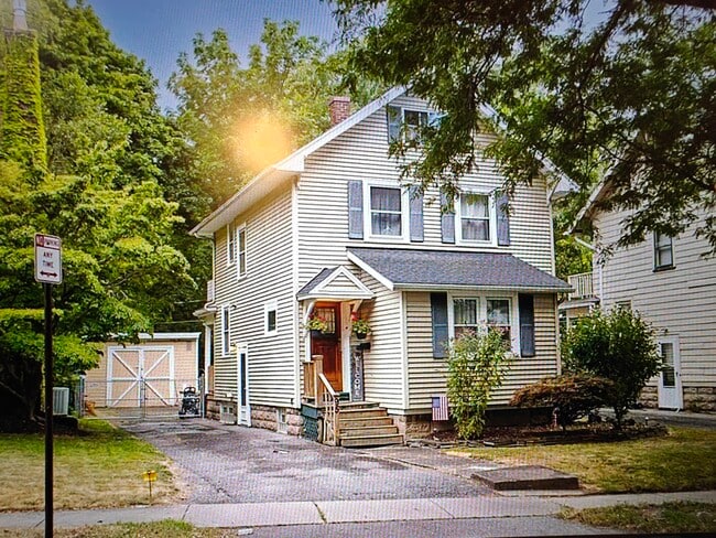 Building Photo - 95 Merchants Rd