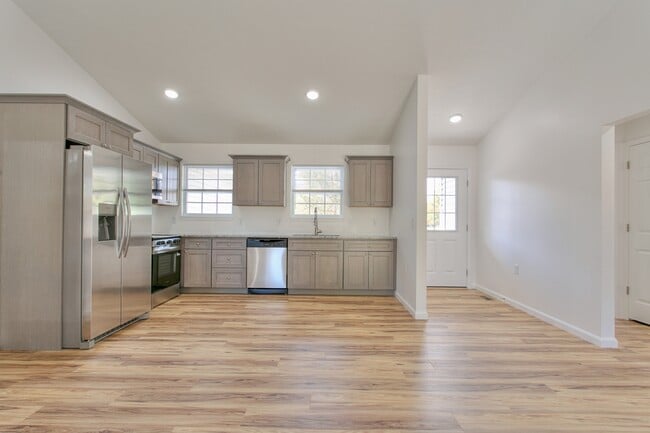 Building Photo - 1059 Waynoka Dr