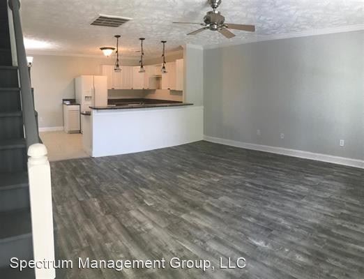 Building Photo - 3 br, 2.5 bath House - 389 Hayter
