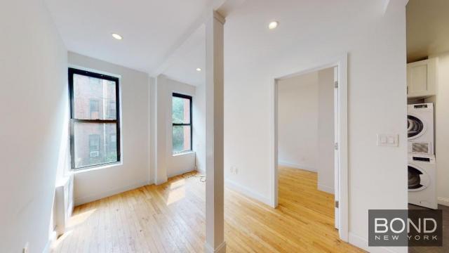 Building Photo - 3 bedroom in New York NY 10128