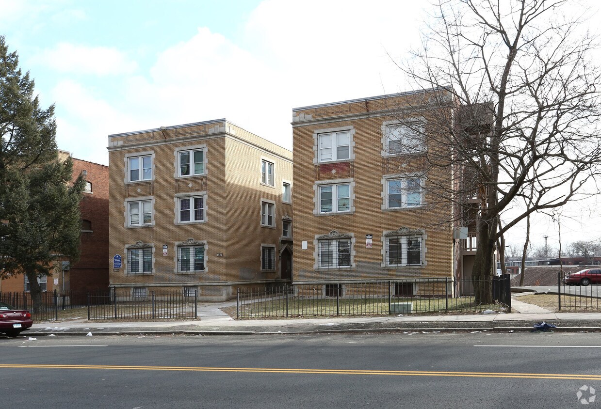 Foto del edificio - 2602-2606 Main St