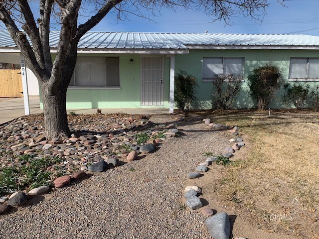 Primary Photo - 2204 S 10th Ave