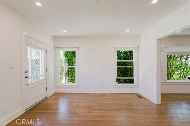 Foto del edificio - 915 N Kenneth Rd