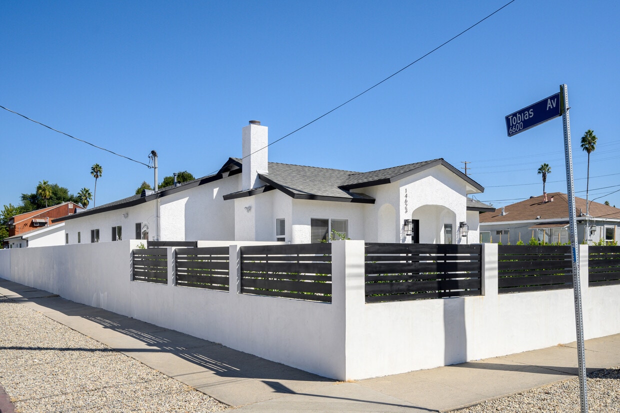 14623 Kittridge St, Van Nuys, CA 91405 House Rental in Van Nuys, CA