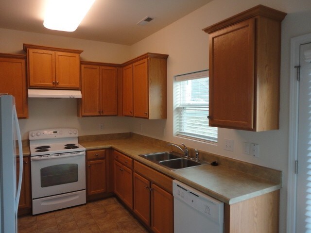 Foto del edificio - 4208 Waterlyn Court