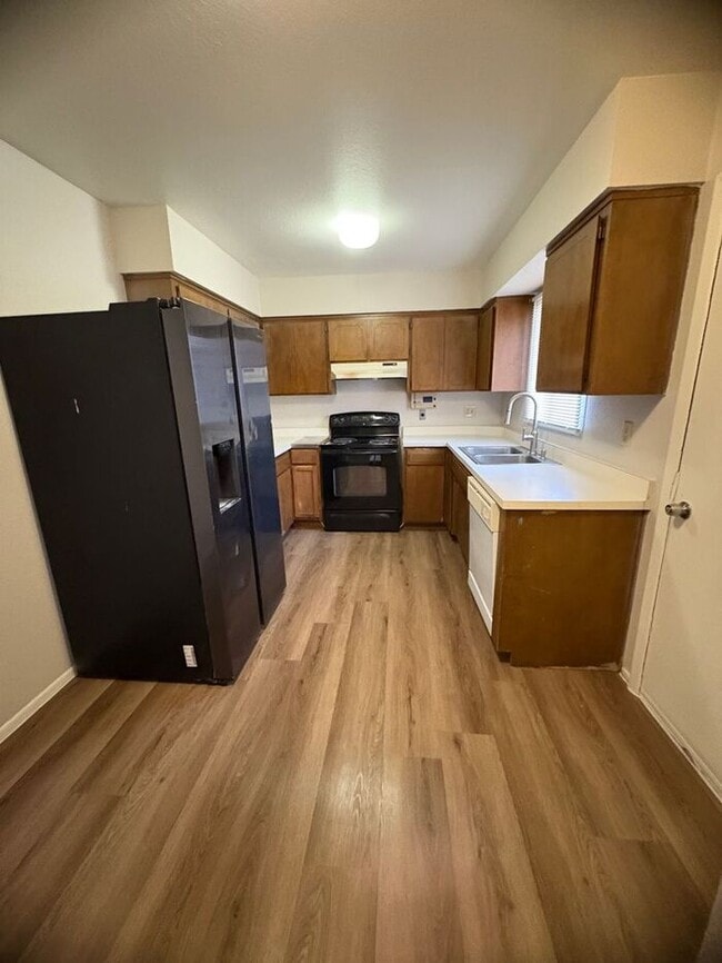 Building Photo - 2613 W Dunbar Dr