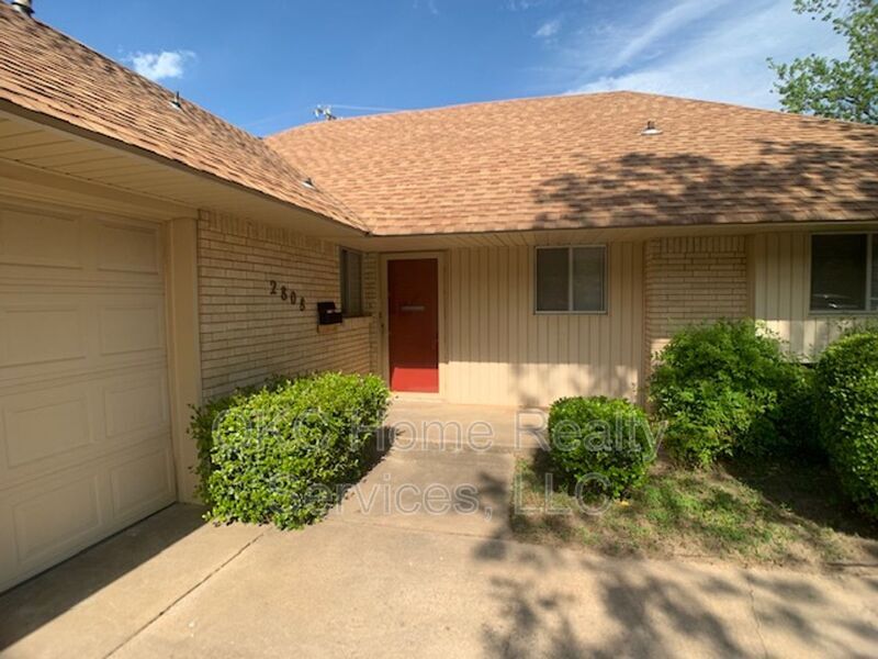 Photo - 2808 North Ditmer Road