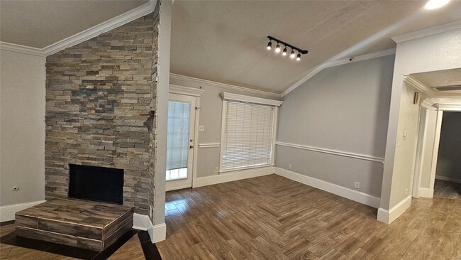 Building Photo - 21031 Stoney Haven Dr
