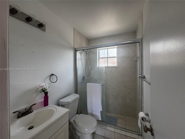 Building Photo - 334 SW 86th Ave
