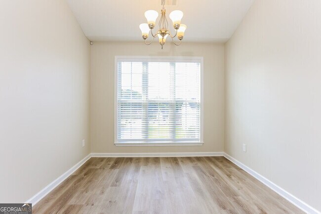 Building Photo - 2376 Carousel Park Dr