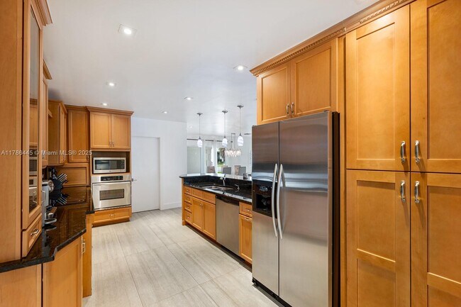 Foto del edificio - 13200 Ortega Ln