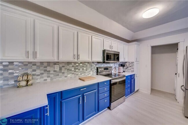 784 W Evanston Cir - 4