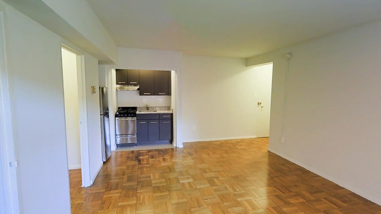 Photo - Gelmarc Towers Apartments