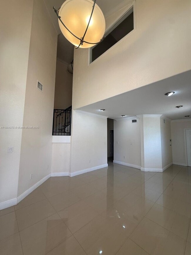 Building Photo - 5500 NW 113th Ct