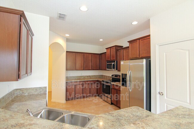 Building Photo - 1413 Scarlet Oak Loop