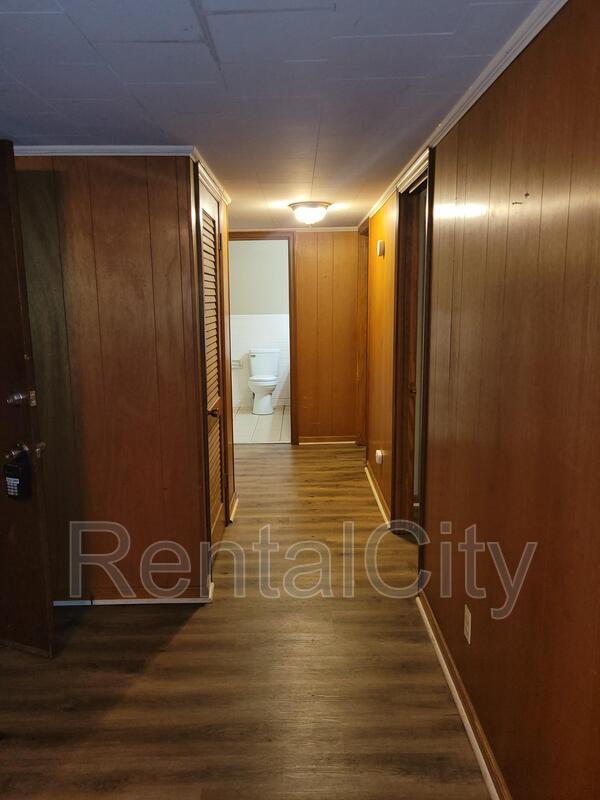 Foto del edificio - 110 E 7th St