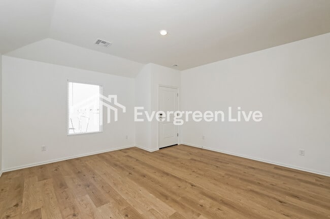 Foto del edificio - 4008 Becky Ln