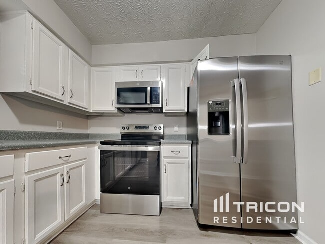 Building Photo - 5516 Marbut Forest Ct