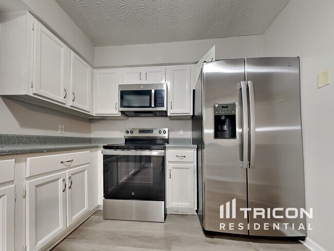 Foto del edificio - 5516 Marbut Forest Ct