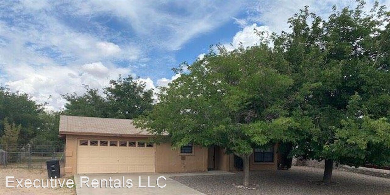 Primary Photo - 4 br, 2 bath House - 4670 April