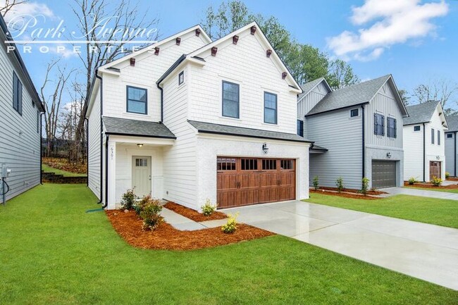 Building Photo - 6301 Coatbridge Ln