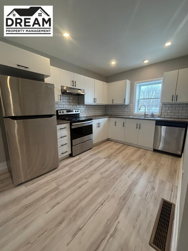 Photo du bâtiment - 420 Confederation St