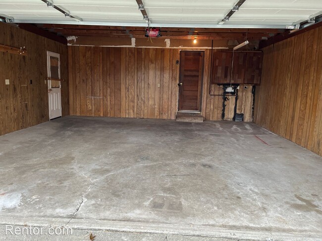 Building Photo - 3 br, 2 bath House - 1720 Felix Ave