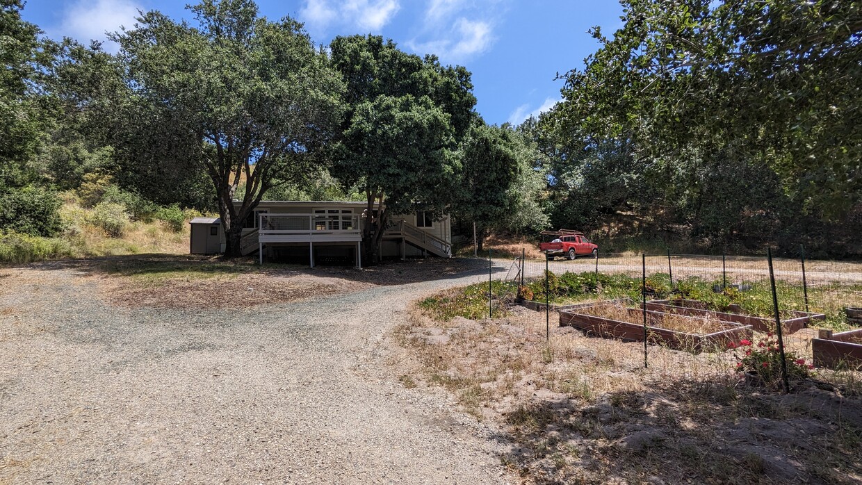 Primary Photo - 892 Corbett Canyon Rd