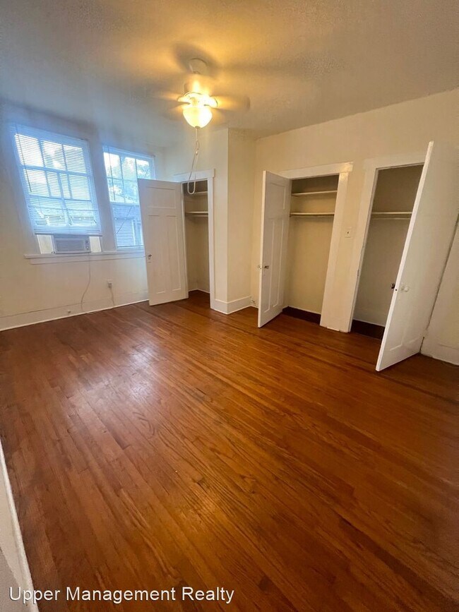 Building Photo - 1 br, 1 bath Apartment - 2335-41 Nashville...