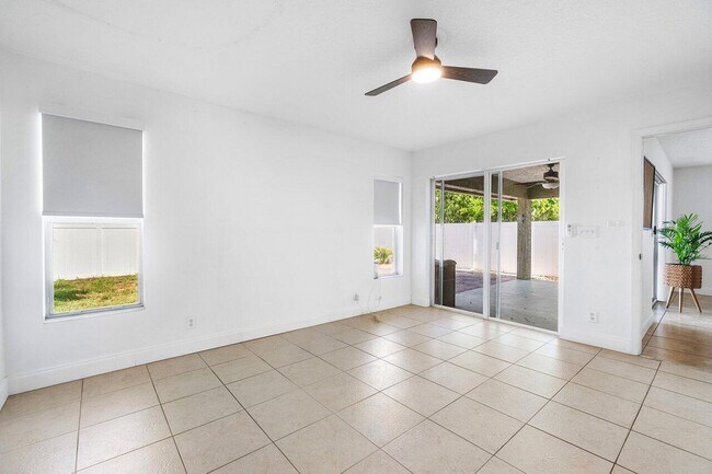 Foto del edificio - 4301 Greenwood Ave