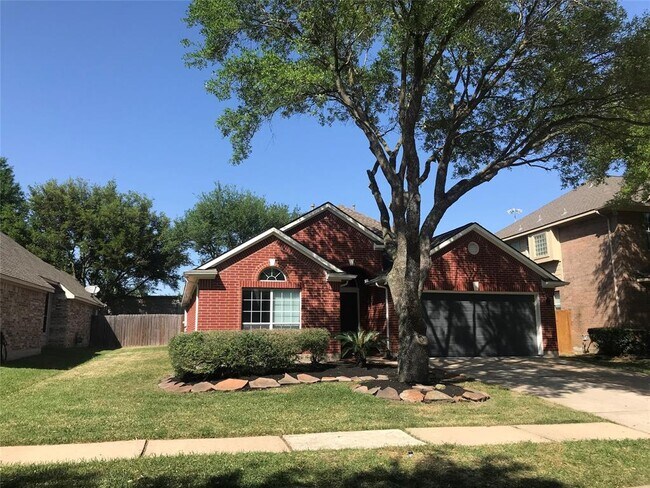 Building Photo - 12114 Canyon Arbor Way