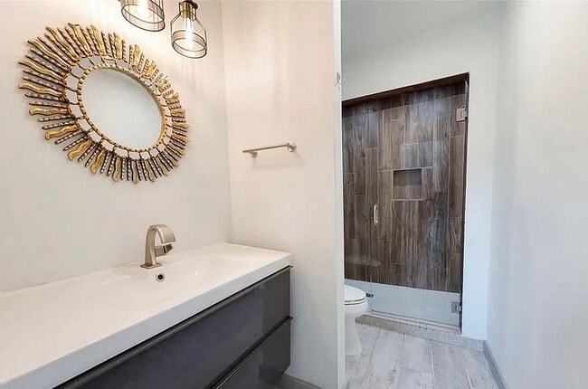 Photo - 10730 Sugar Hill Dr (Houston, TX) House