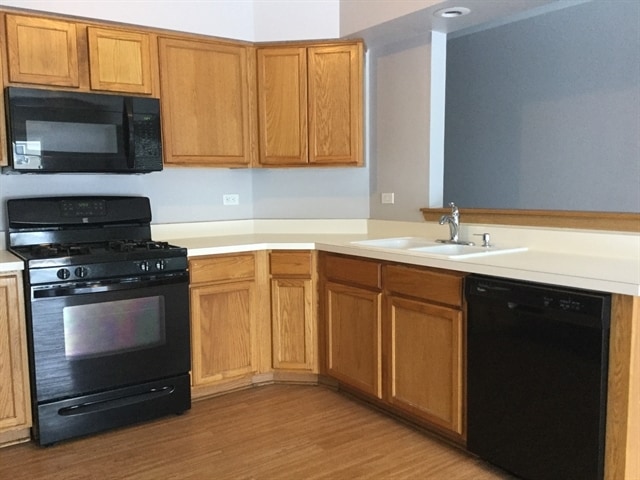 Building Photo - 26248 Apple Blossom Ln