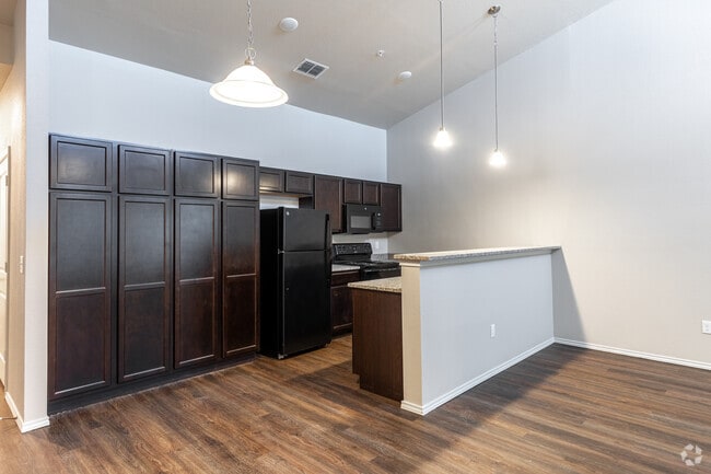3BR, 2BA - 1,401SF - Kitchen - Falcons Nest