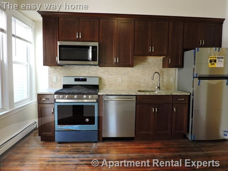 Foto principal - 396 Windsor St