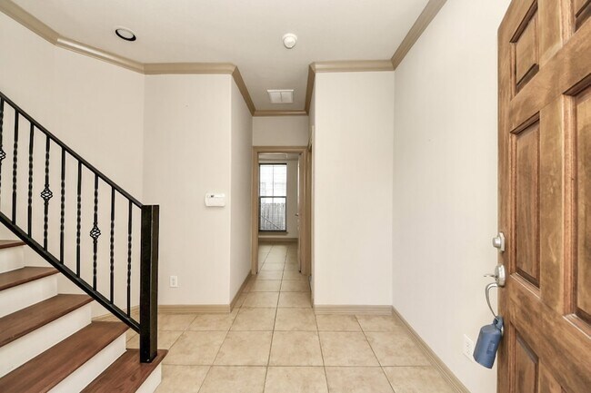 Foto del edificio - 5711 Kiam St