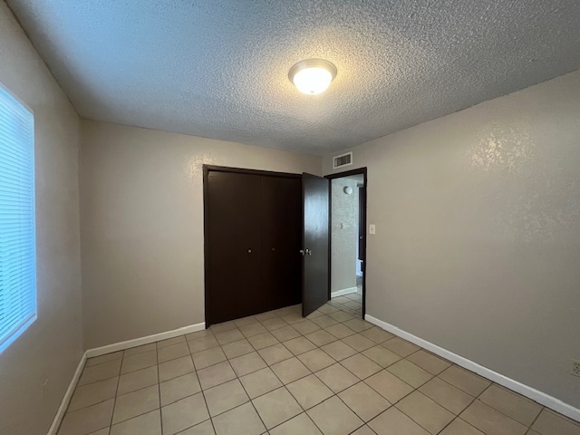 2bd/1ba - Presidio Apartments