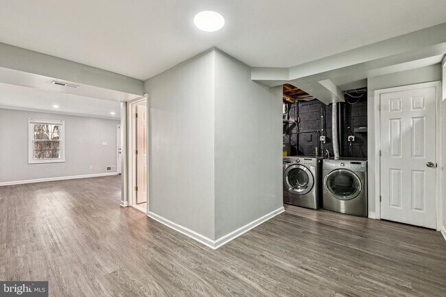 Foto del edificio - 2905 Wren Ct