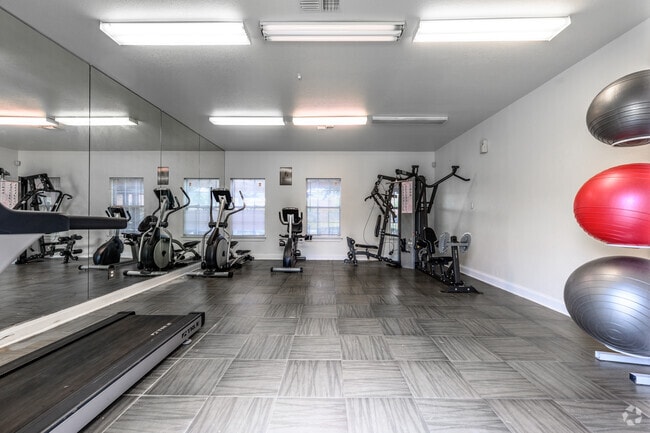 Fitness Center - Z - Tiffany Square