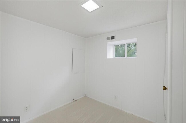 Building Photo - 4825 S 28th St