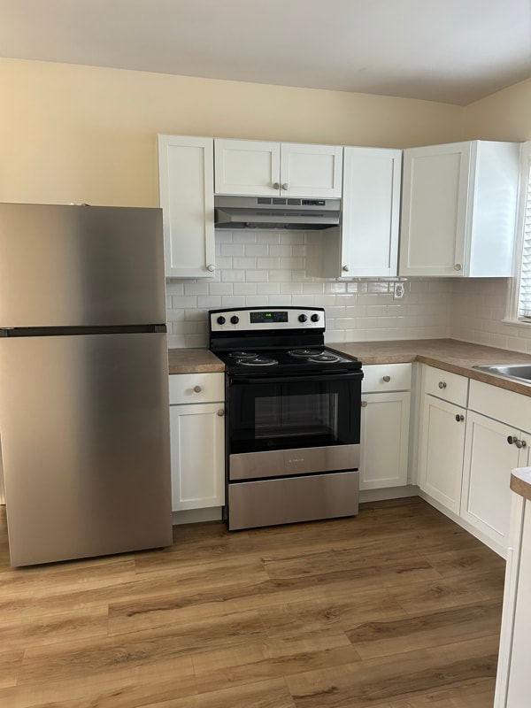 Building Photo - 2999 E High St