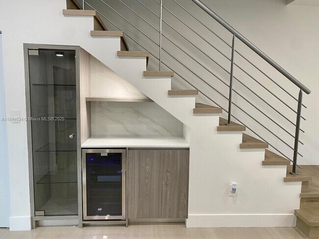 Foto del edificio - 313 SW 10th St