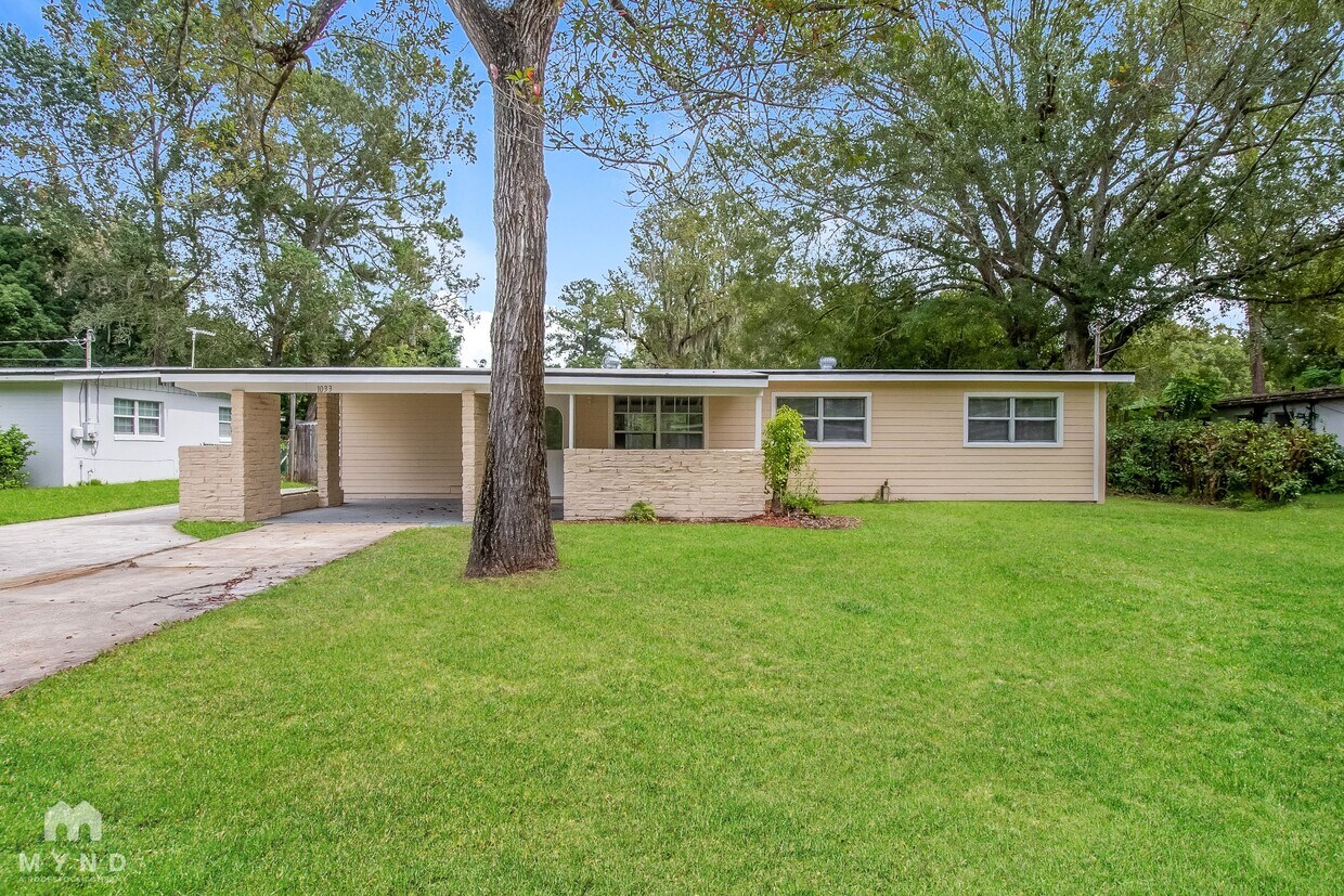 Foto principal - 1033 Busac Ave