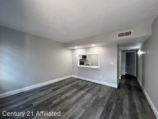 Foto del edificio - 1 br, 1 bath House - 7108 Waterside Dr.