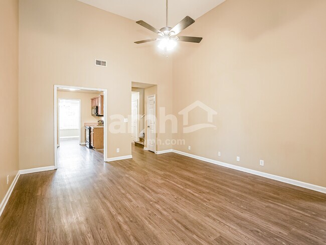 Foto del edificio - 991 Culverson Ct