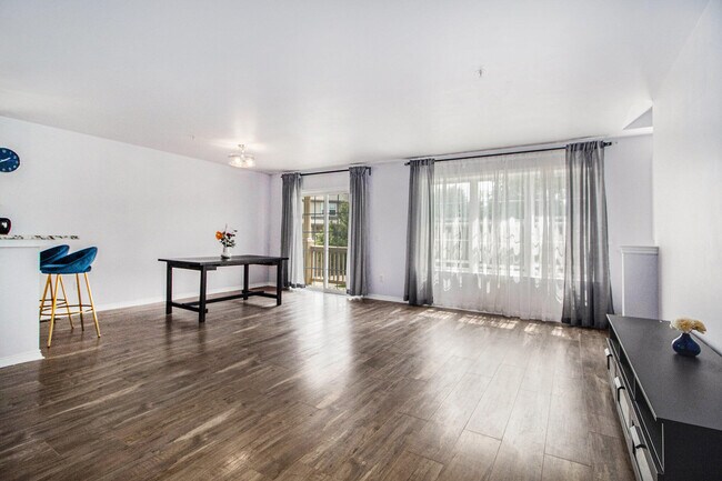 Foto del edificio - 3051 Barclay Way